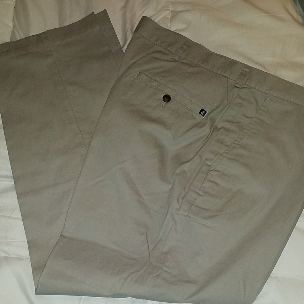 Brooks Brothers 346 100% cotton pants 38" x 30"
